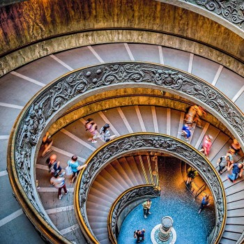 Rome Vatican Museums and Sistine Chapel Group Tour - IUFoST 2024